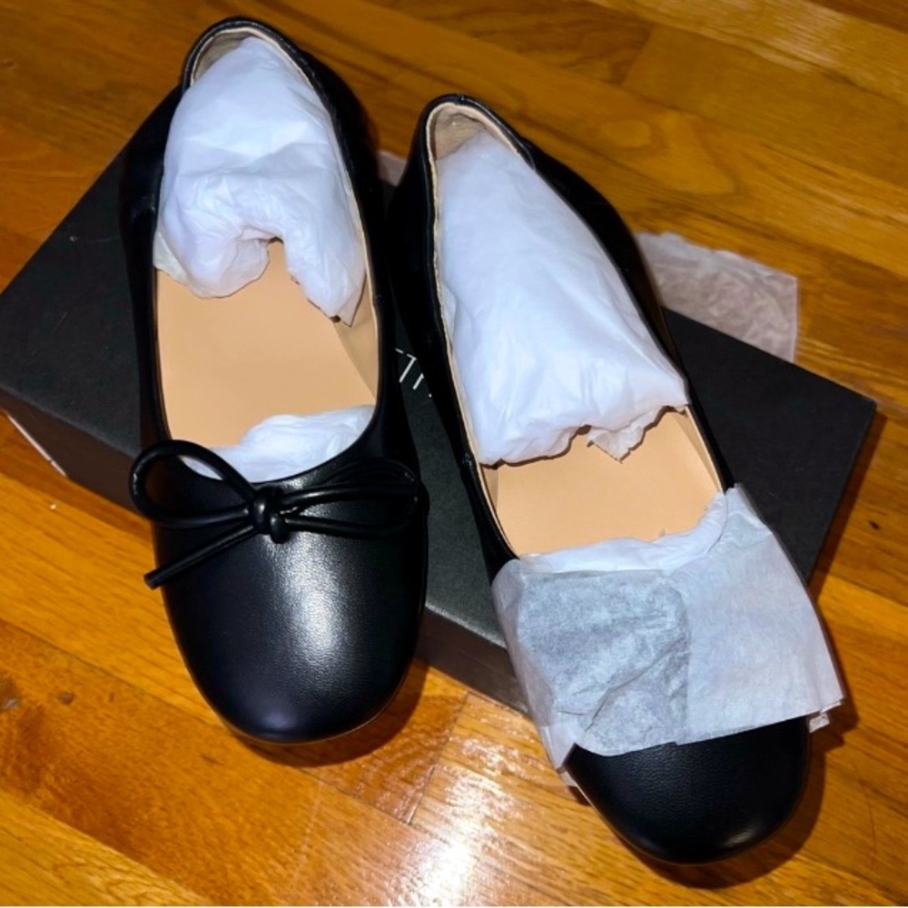 Saks Fifth Avenue Ballet Flat Cameron